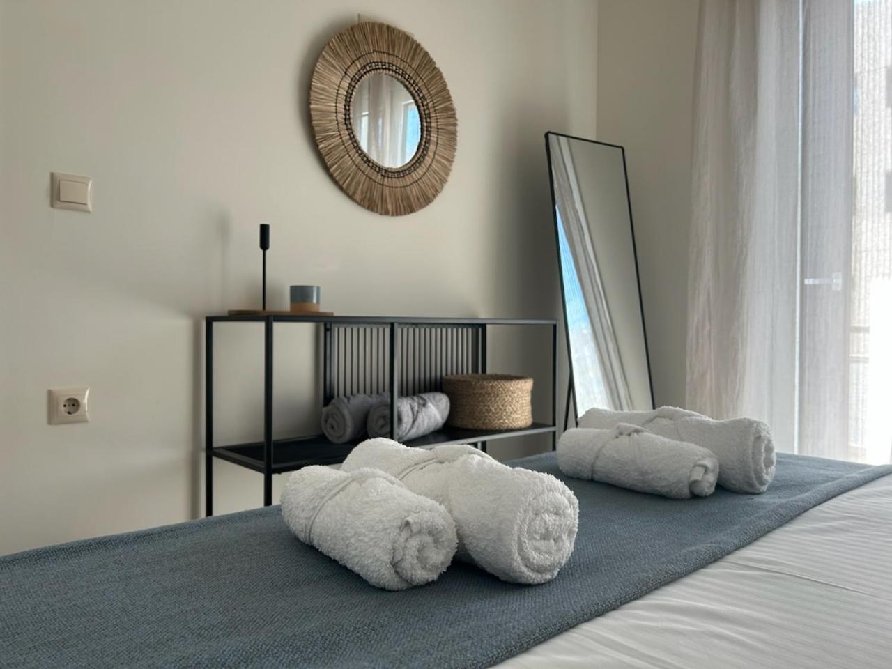 Jo'S Central & Cozy Apartment Hriszí Aktí Haniá Kültér fotó